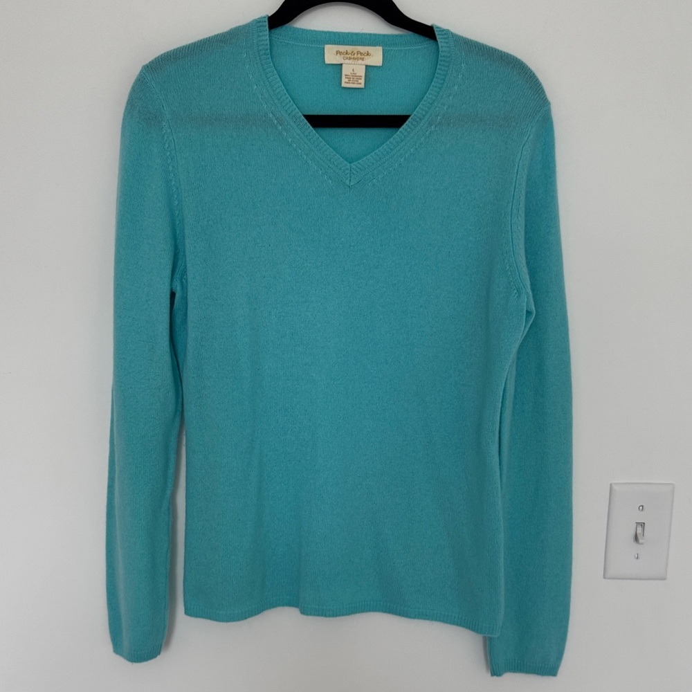 Peck & Peck Women's Cashmere Aqua V-Neck Sweater - Size L